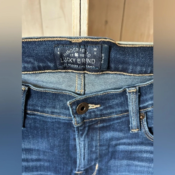 Lucky Brand Mid Rise Brooke Flare Jeans Size 6 - Picture 7 of 11
